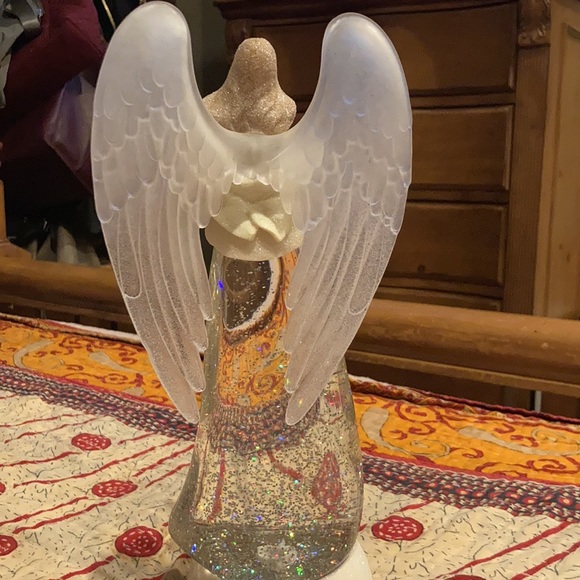 Angel of Mercy - Picture 3 of 3